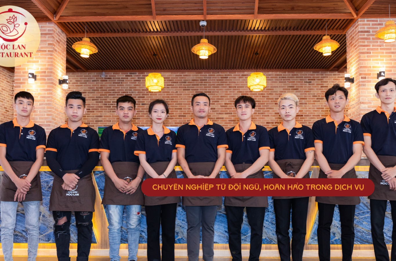 Nh&acirc;n vi&ecirc;n Mộc Lan
